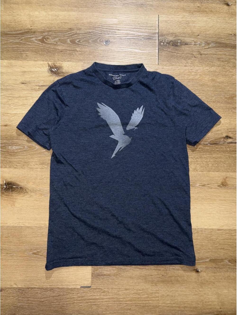 American Eagle Men’s XS Navy Eagle Graphic T Shirt